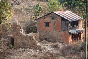地震関連現状報告2017　震源地ゴルカの被災民家の現状